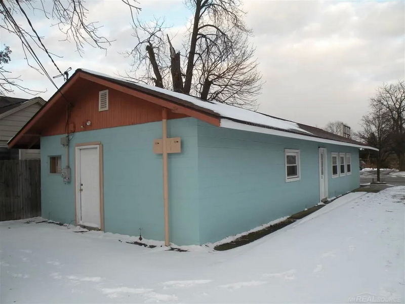 Sanilac Coffee (Coles Beachcomber Restaurant, Split Enz) - Real Estate Listing